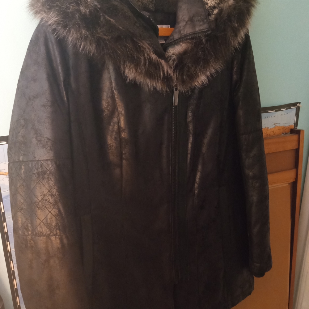 Women's Tanjay Black Faux Fur Hooded Jacket